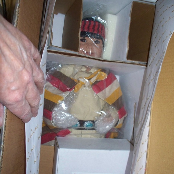 Little Shepherd Collector's Doll~NIB - Picture 3 of 4